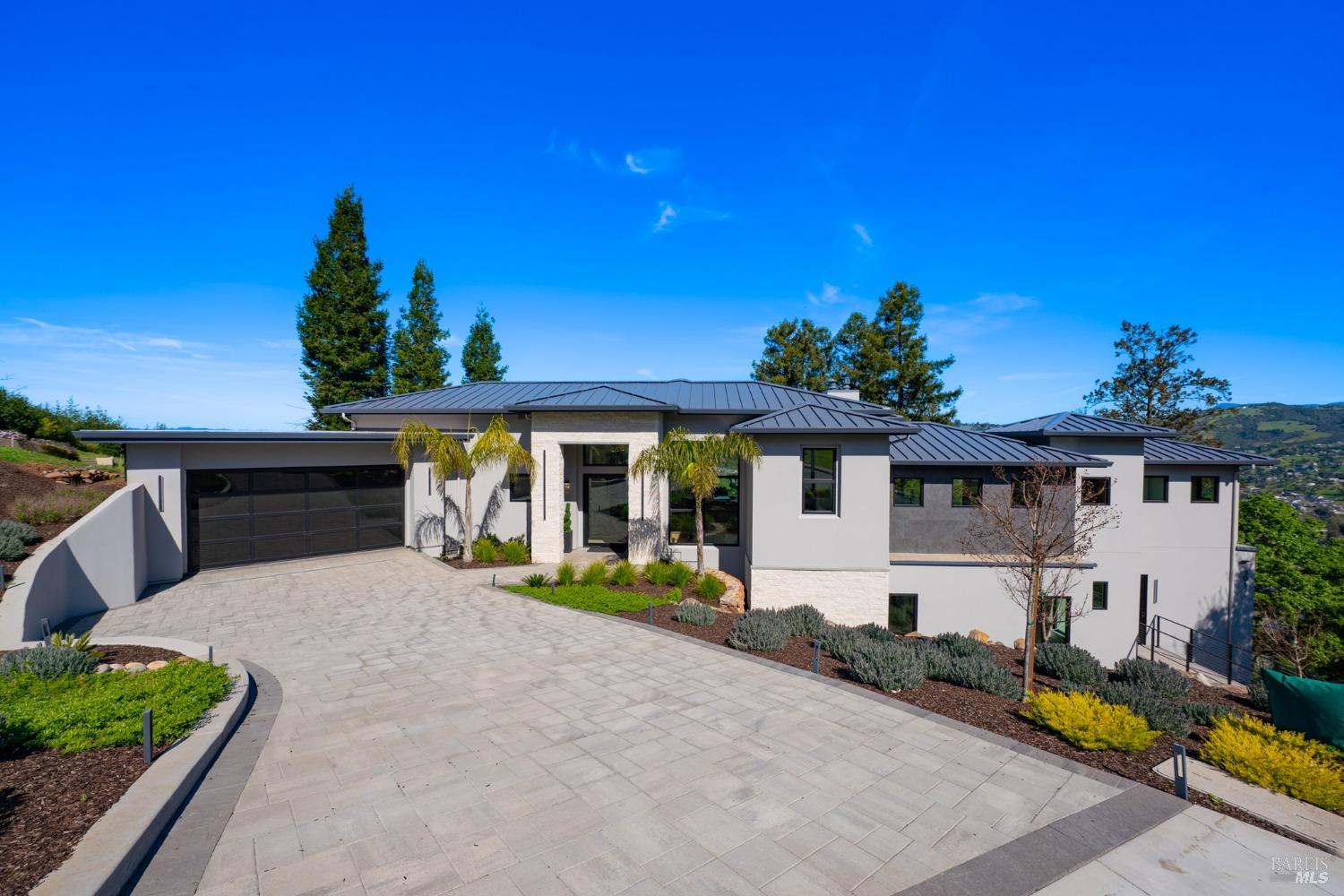 3917 Skyfarm Dr