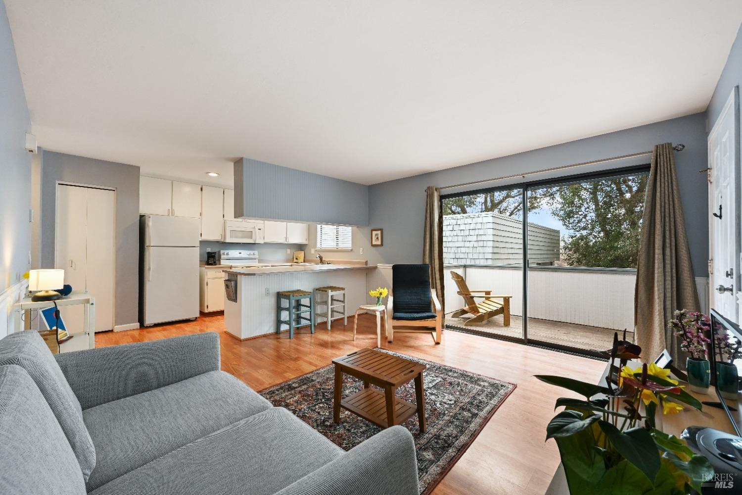 105 Virginia Ave #15