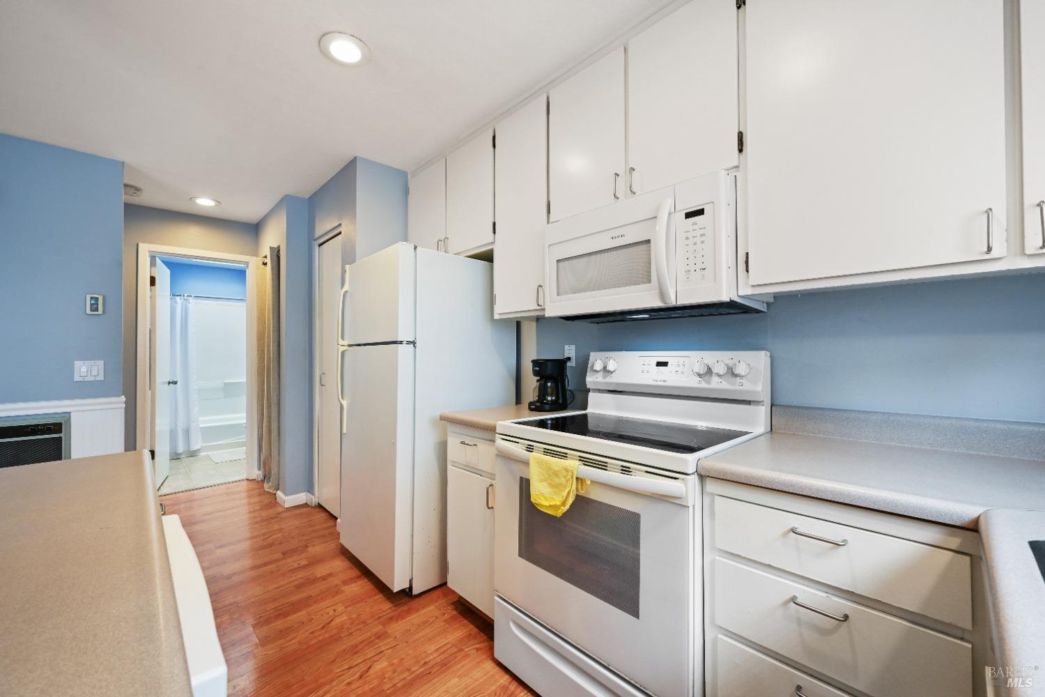 105 Virginia Ave #15