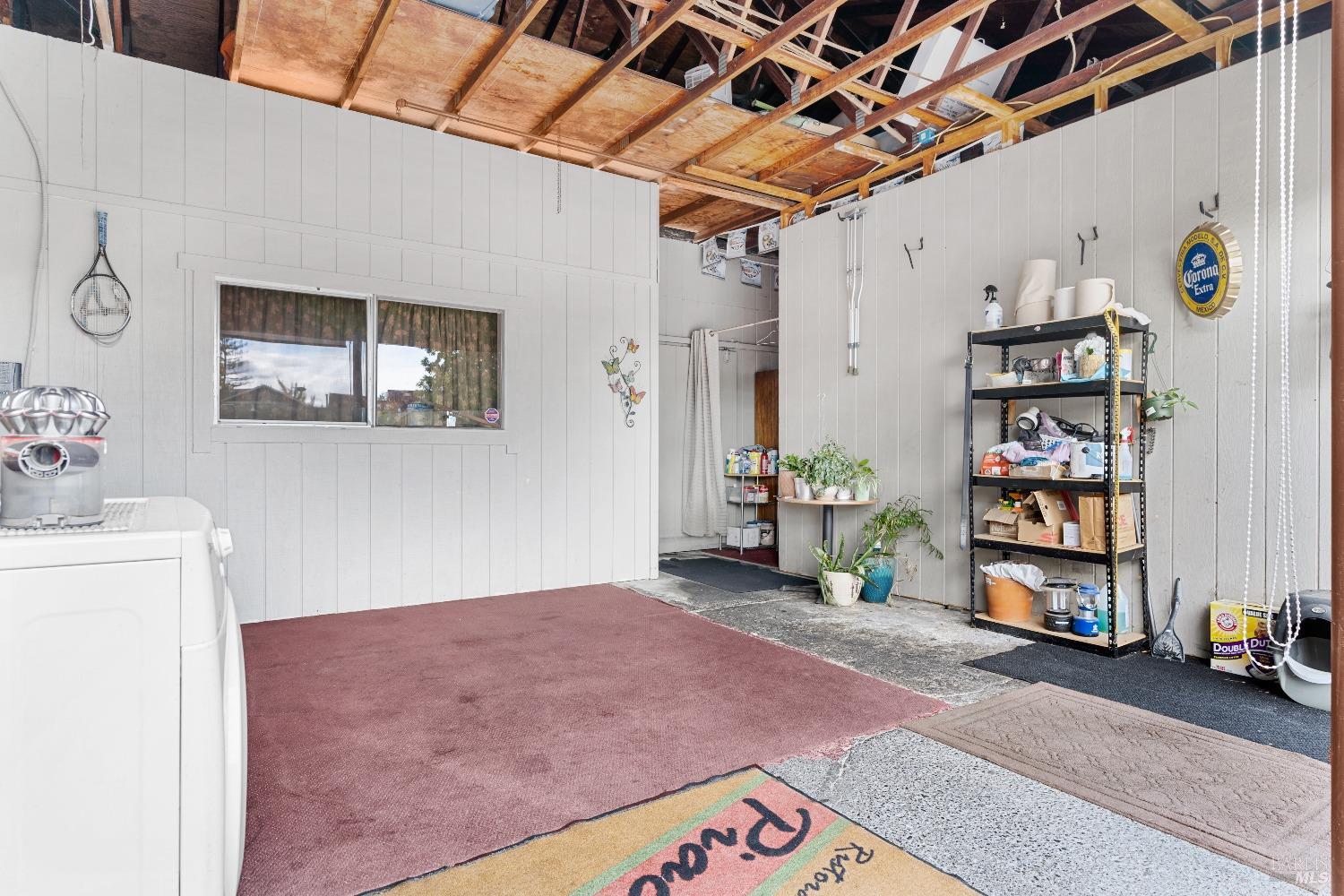 504 N Cloverdale Blvd