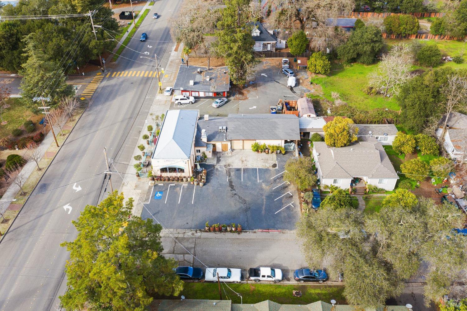 504 N Cloverdale Blvd