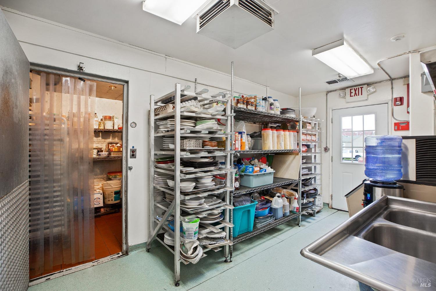 504 N Cloverdale Blvd