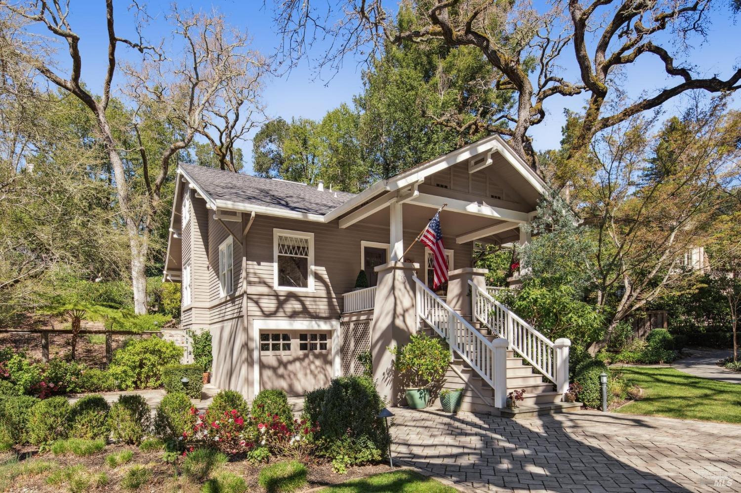 45 Wellington Ave
