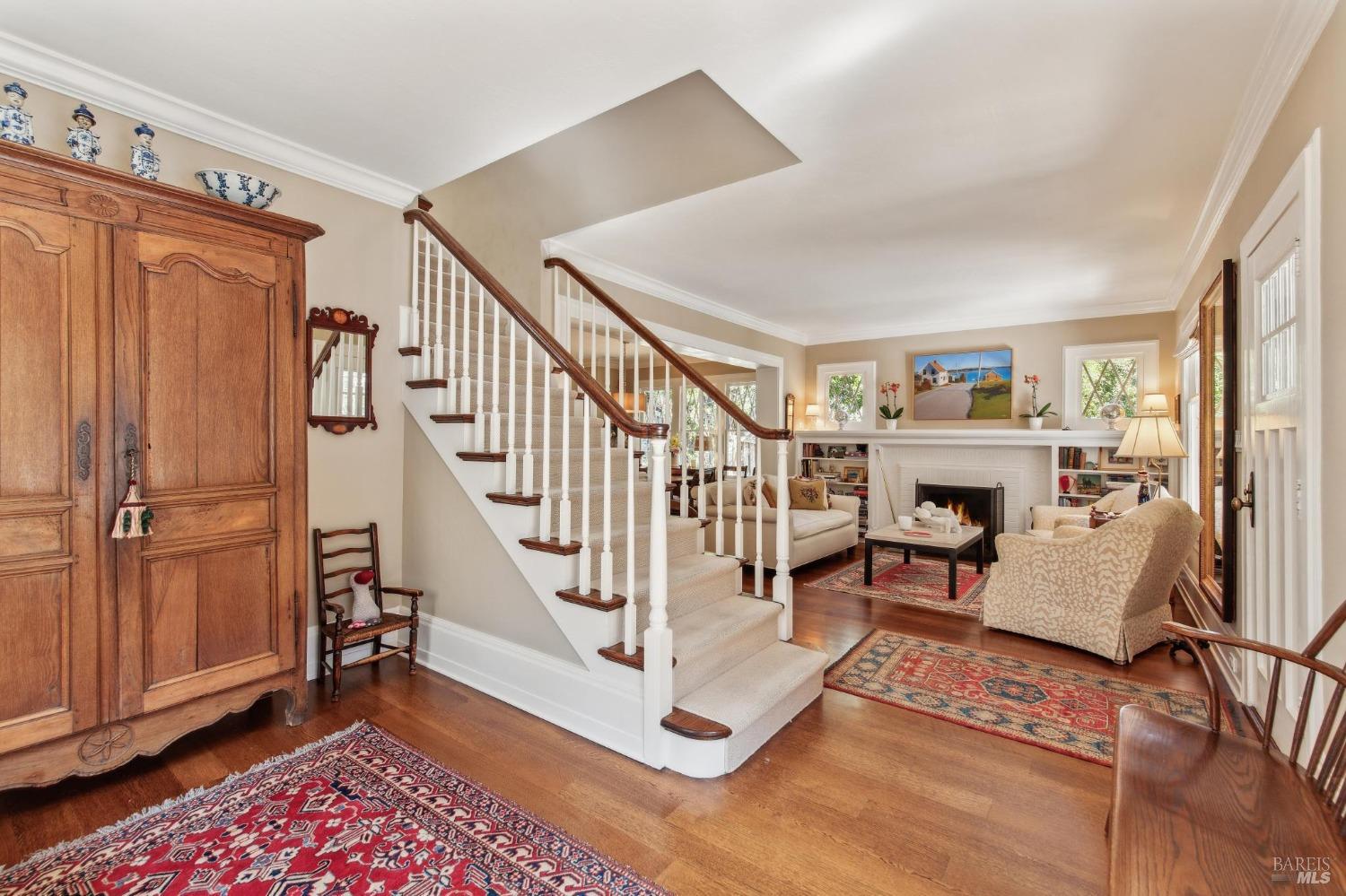 45 Wellington Ave