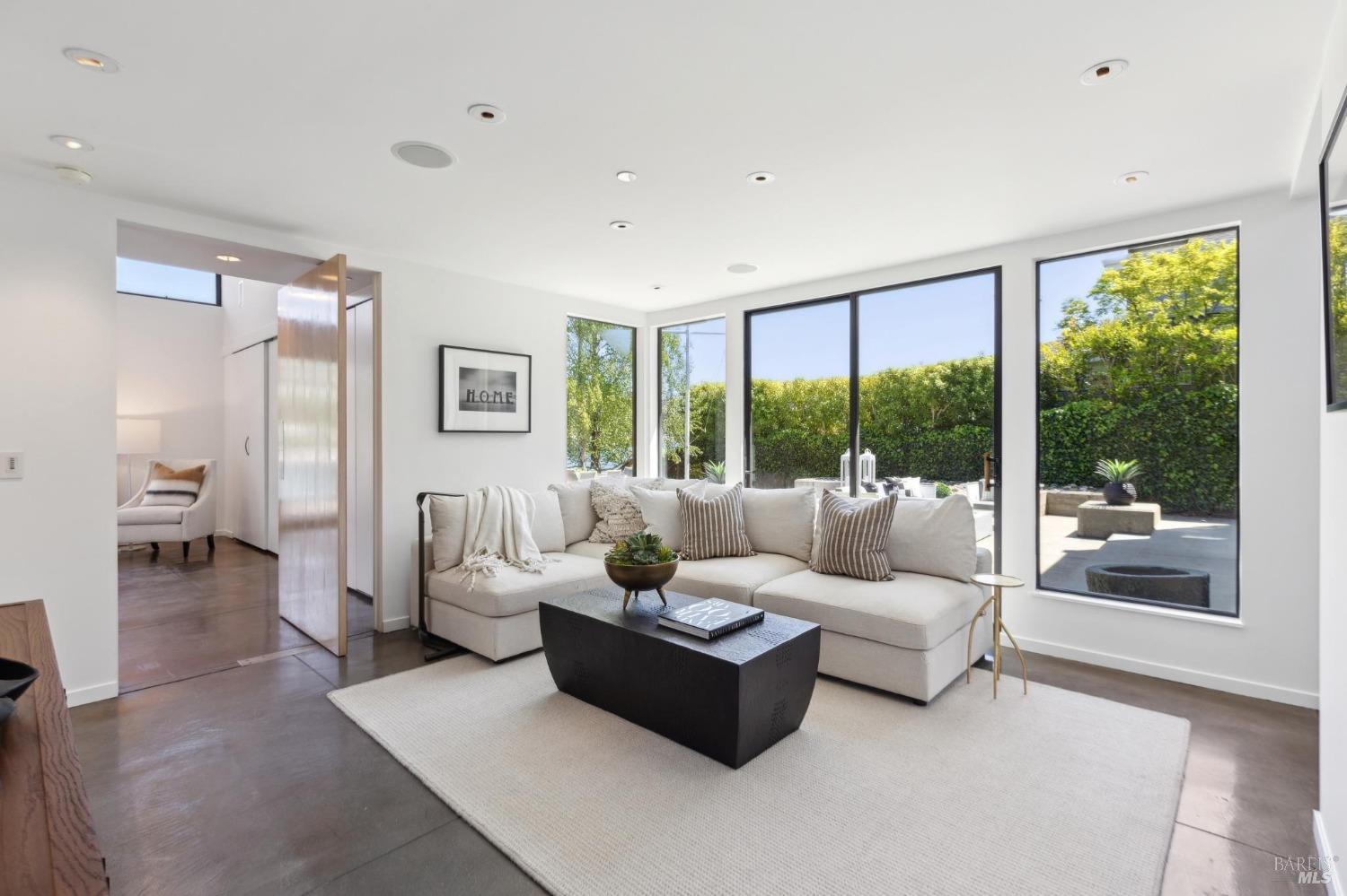202 San Rafael Ave