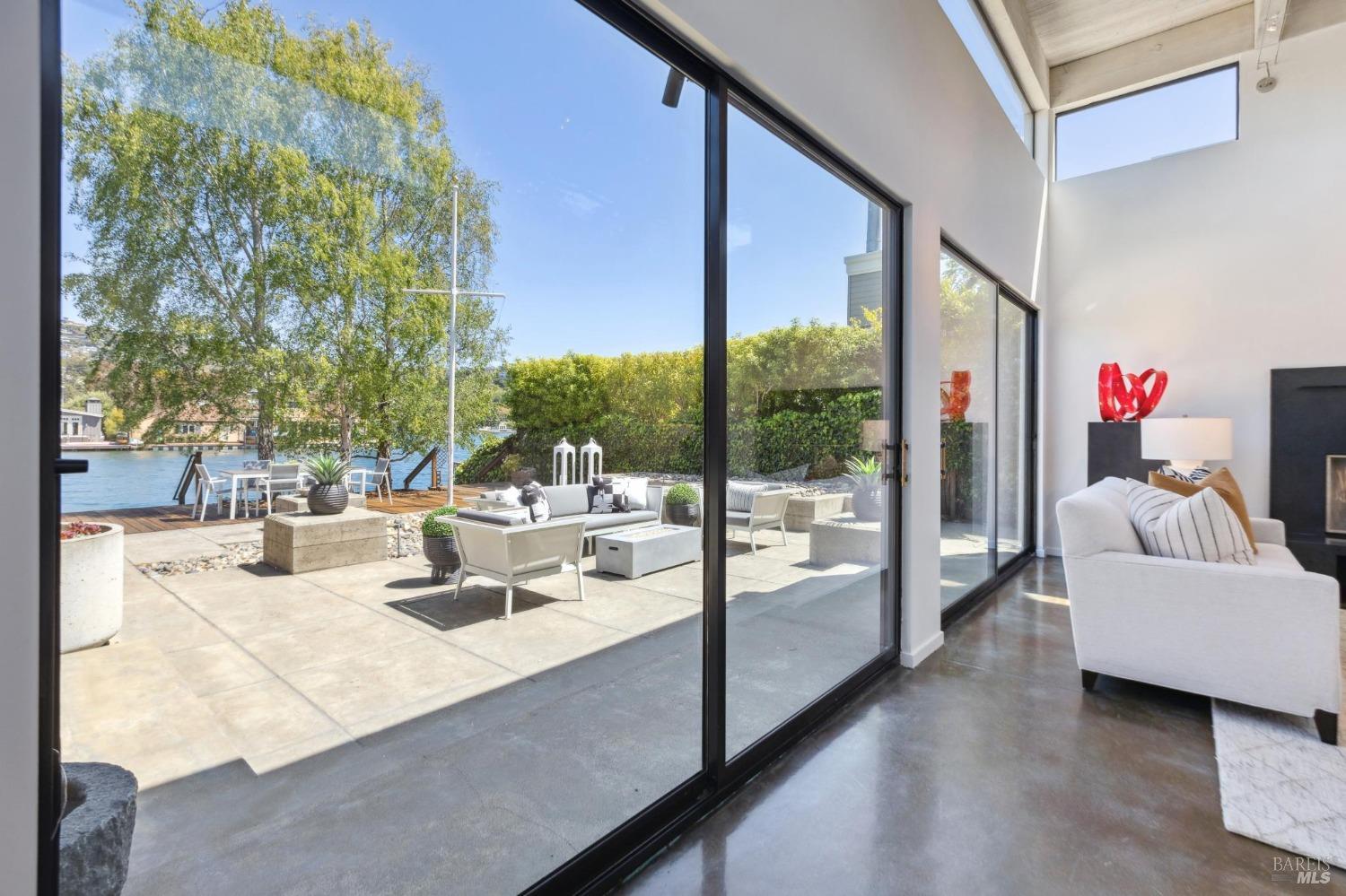 202 San Rafael Ave