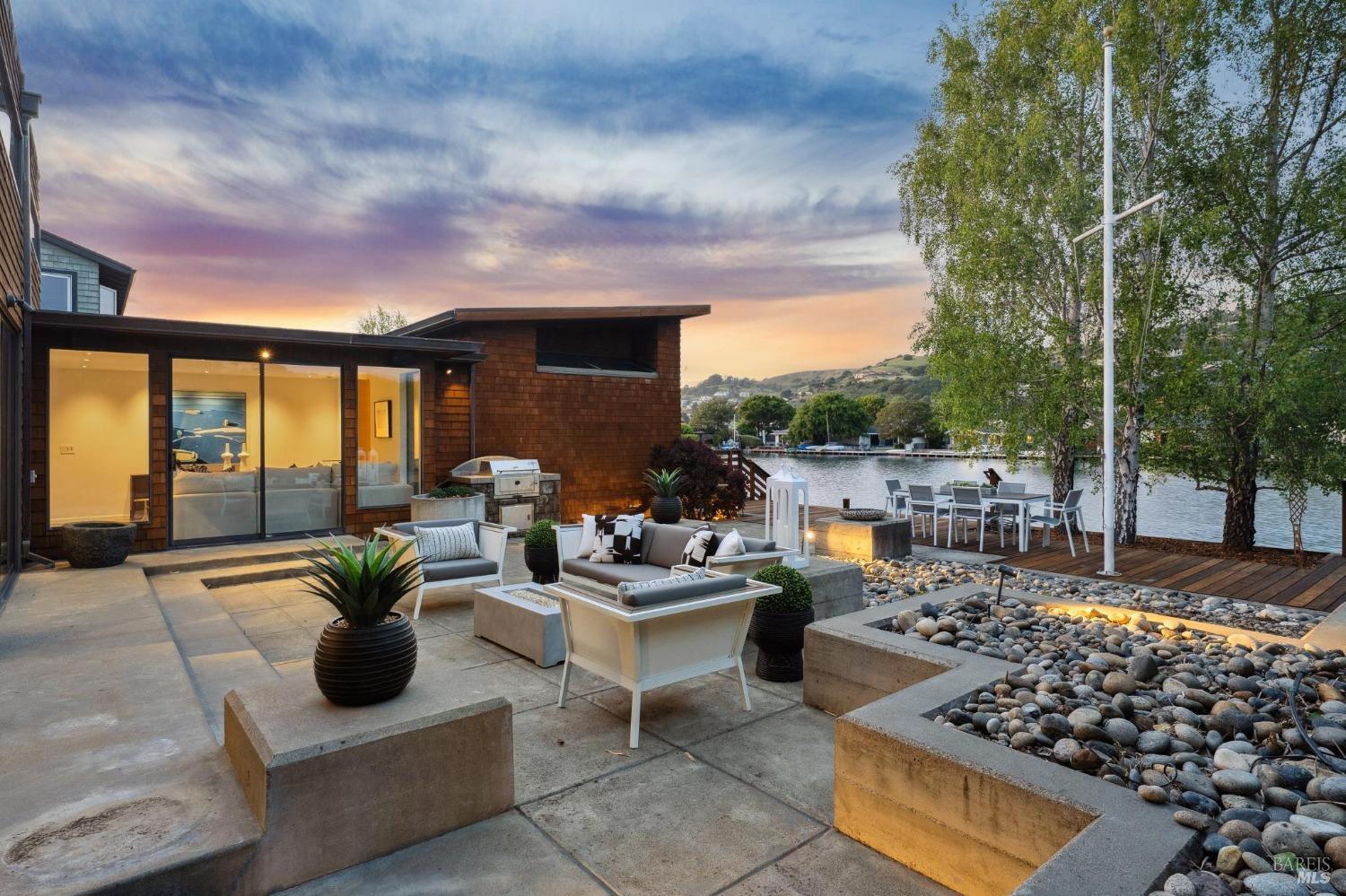 202 San Rafael Ave