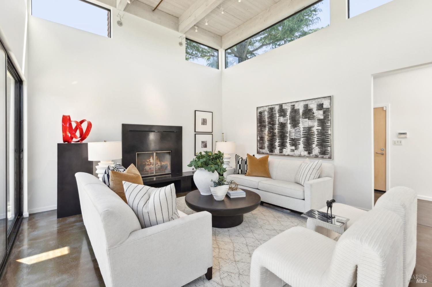 202 San Rafael Ave