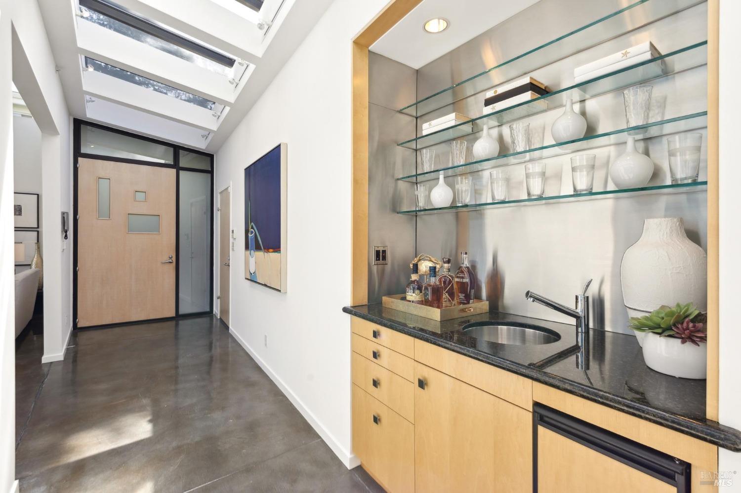 202 San Rafael Ave