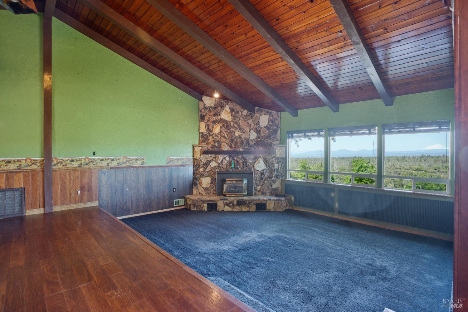 6867 Alpine Ridge Rd