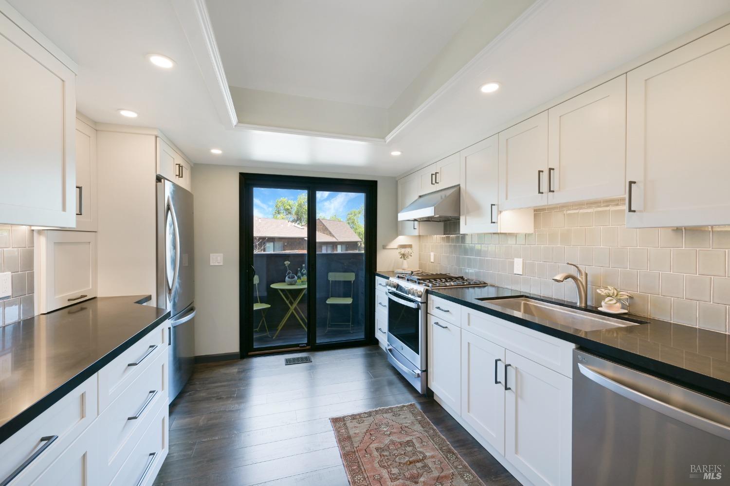 13 Liberty Ln