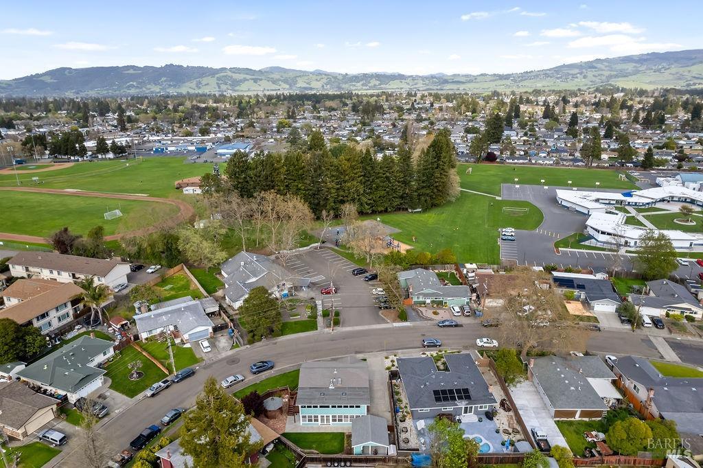 7451 Santa Barbara Dr