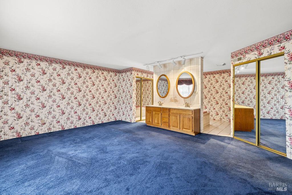 7451 Santa Barbara Dr