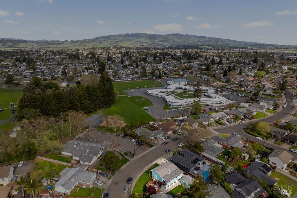 7451 Santa Barbara Dr