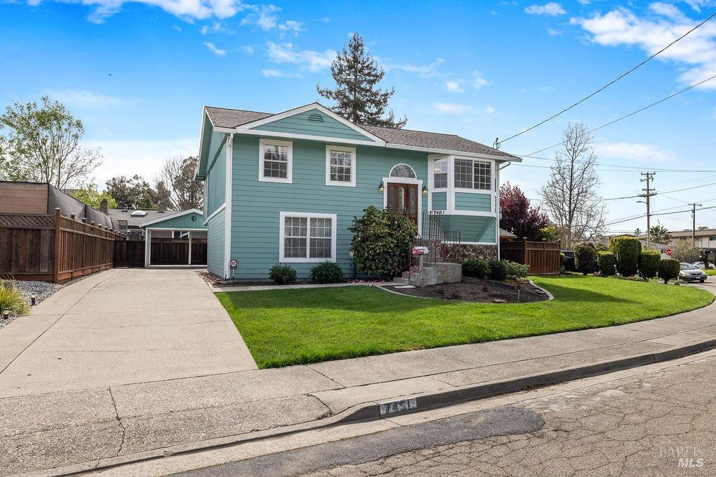 7451 Santa Barbara Dr