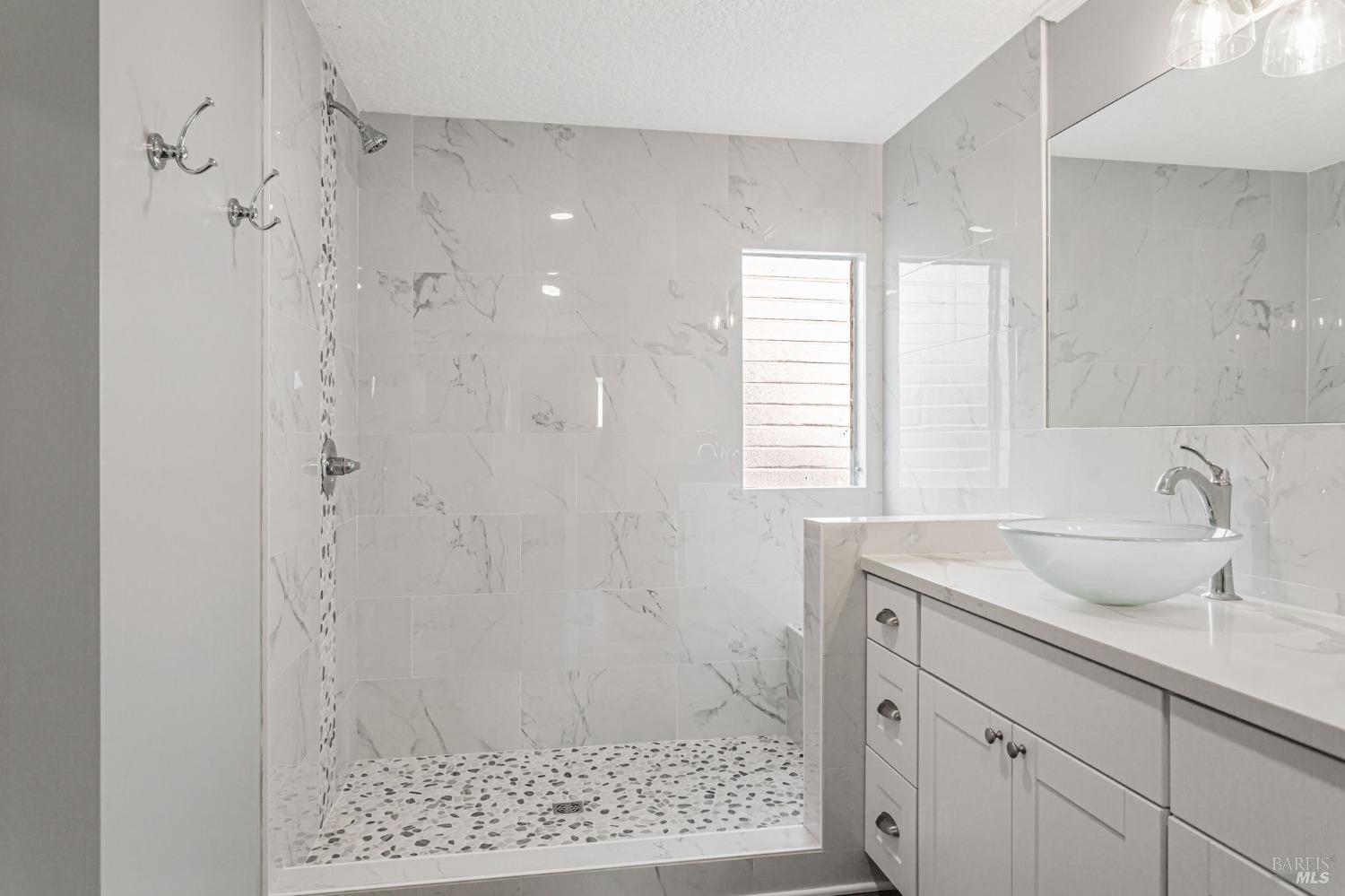 516 Sherry N St #244