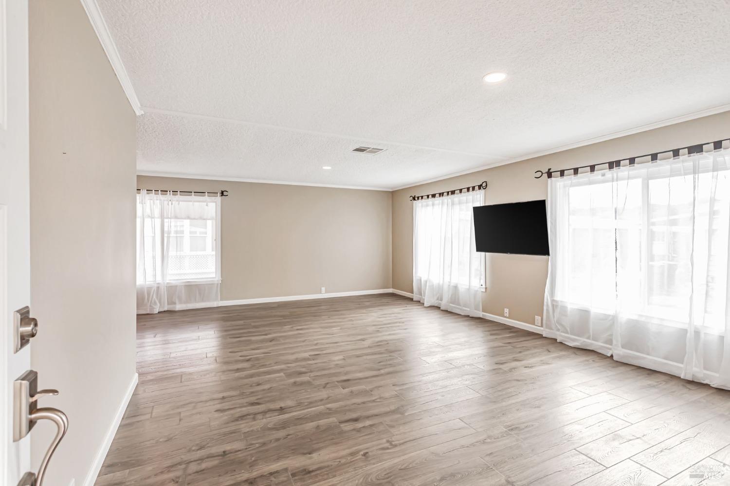 516 Sherry N St #244