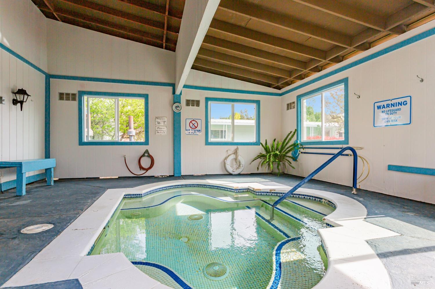 516 Sherry N St #244