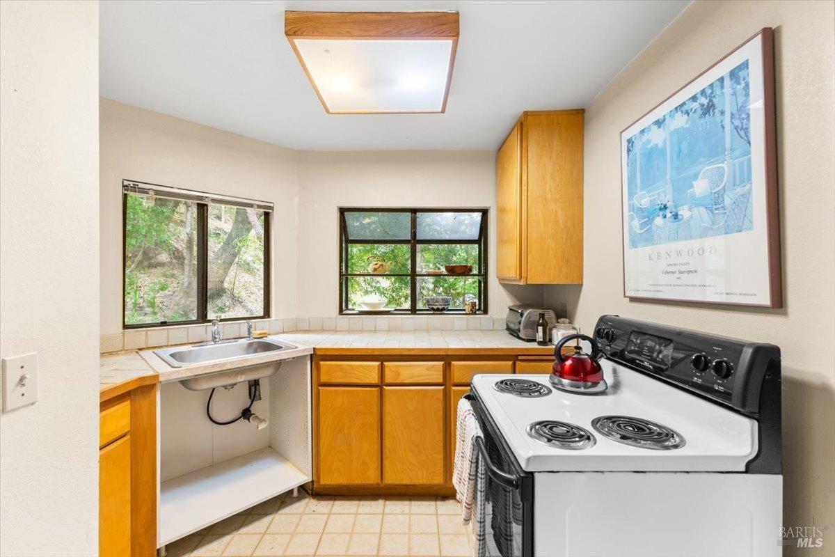 2426 S Fitch Mountain Rd