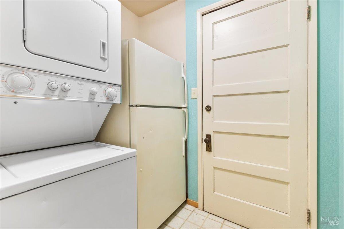 2426 S Fitch Mountain Rd