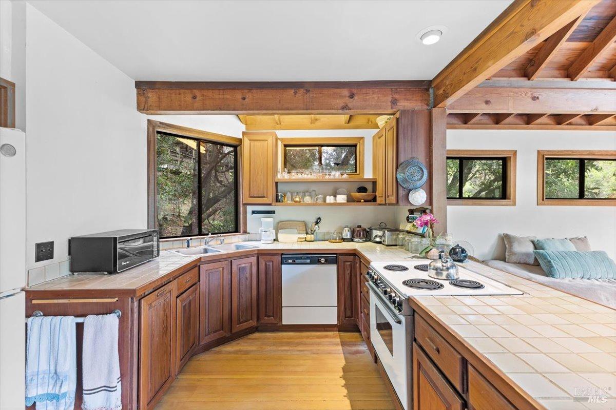 2426 S Fitch Mountain Rd