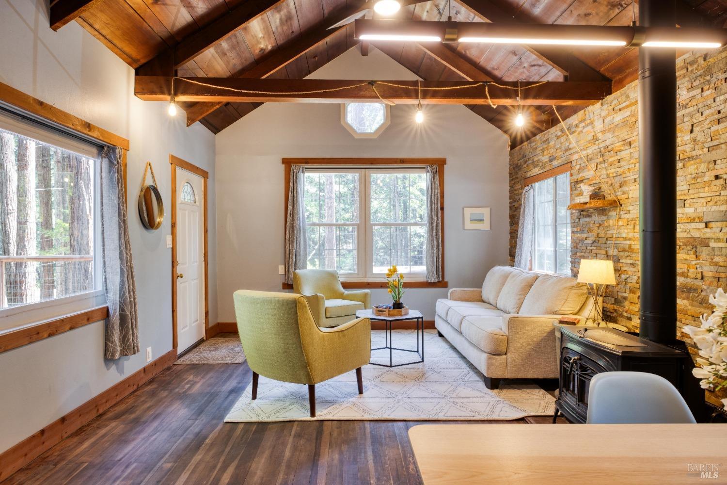 19510 Hidden Valley Rd