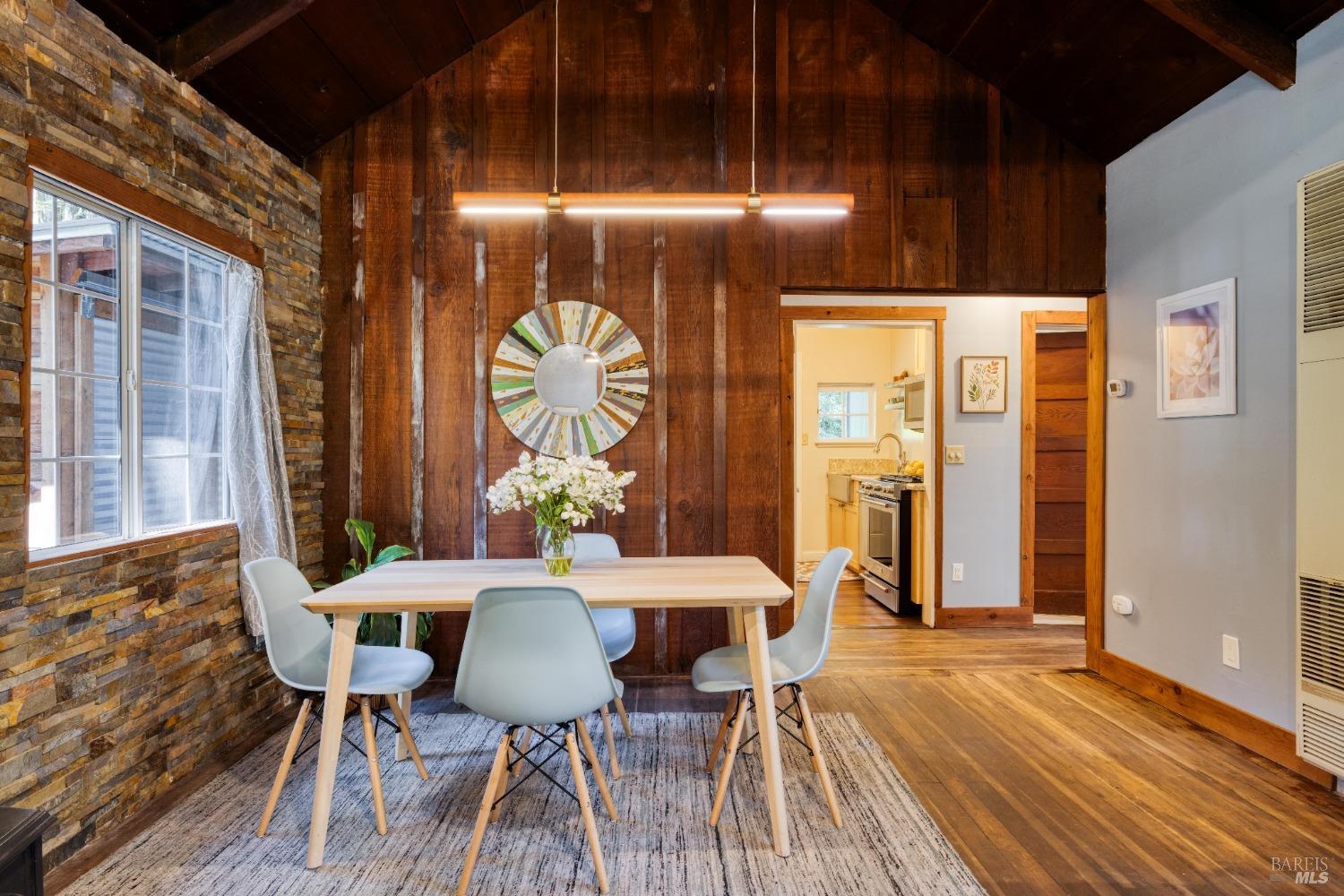 19510 Hidden Valley Rd