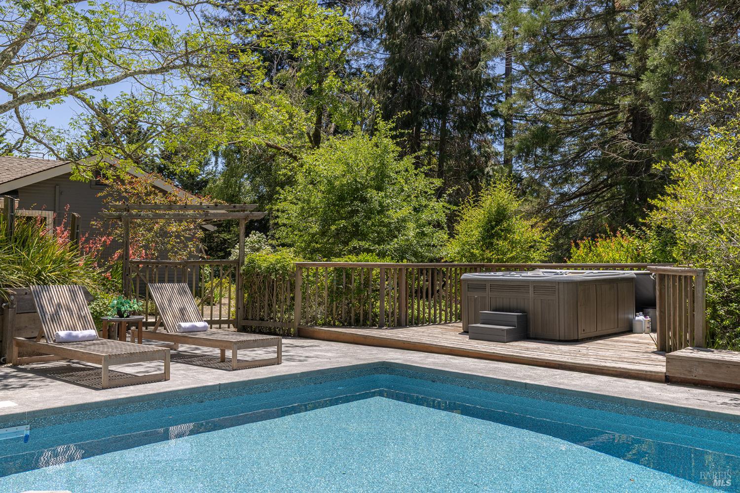 1643-1653 Furlong Rd