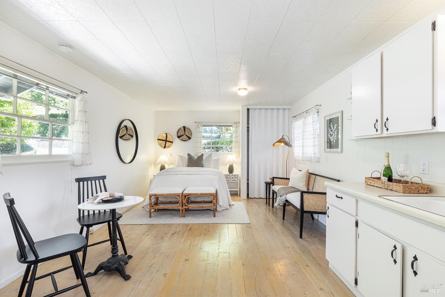 1643-1653 Furlong Rd