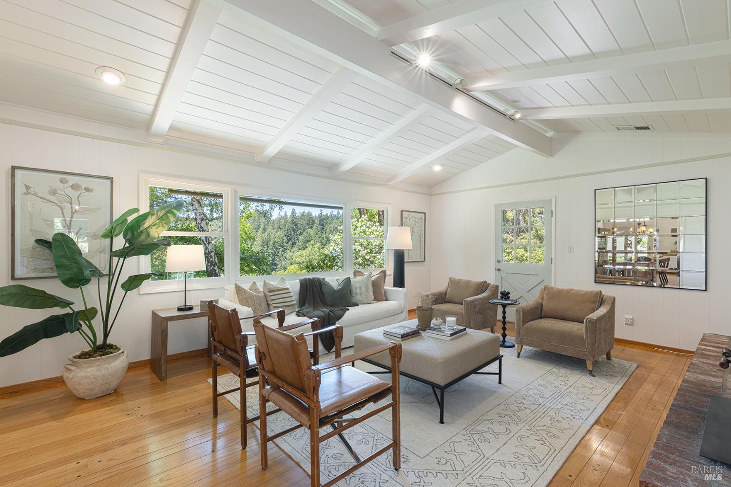 1643-1653 Furlong Rd