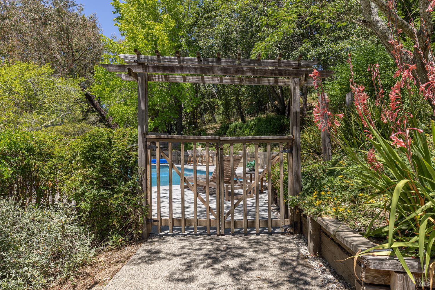 1643-1653 Furlong Rd