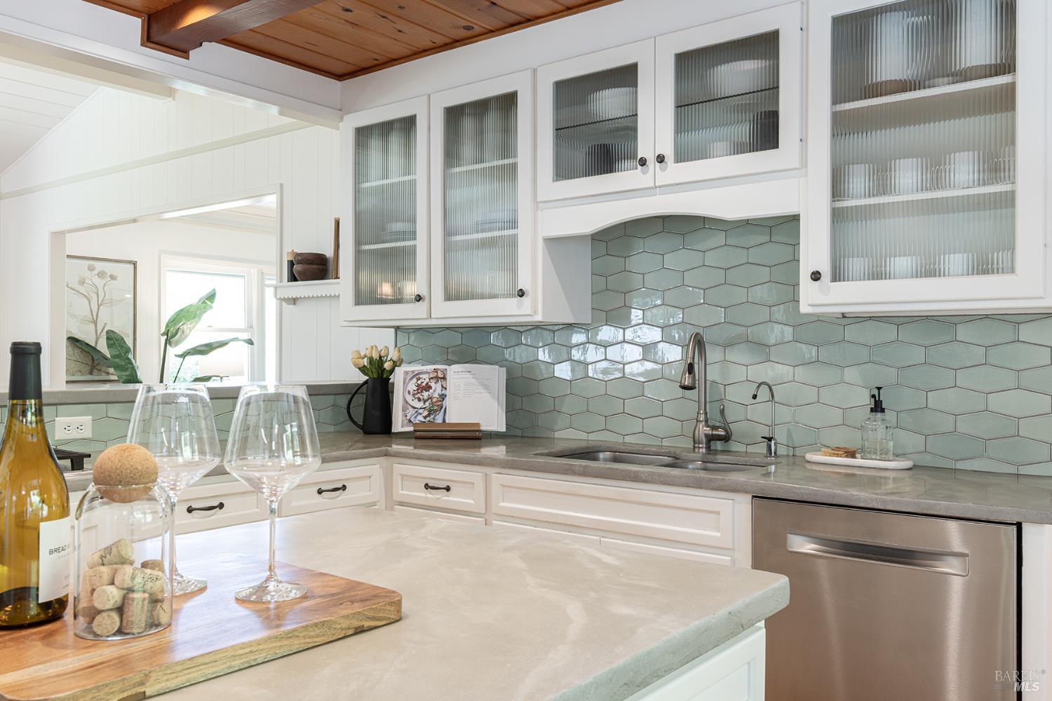 1643-1653 Furlong Rd