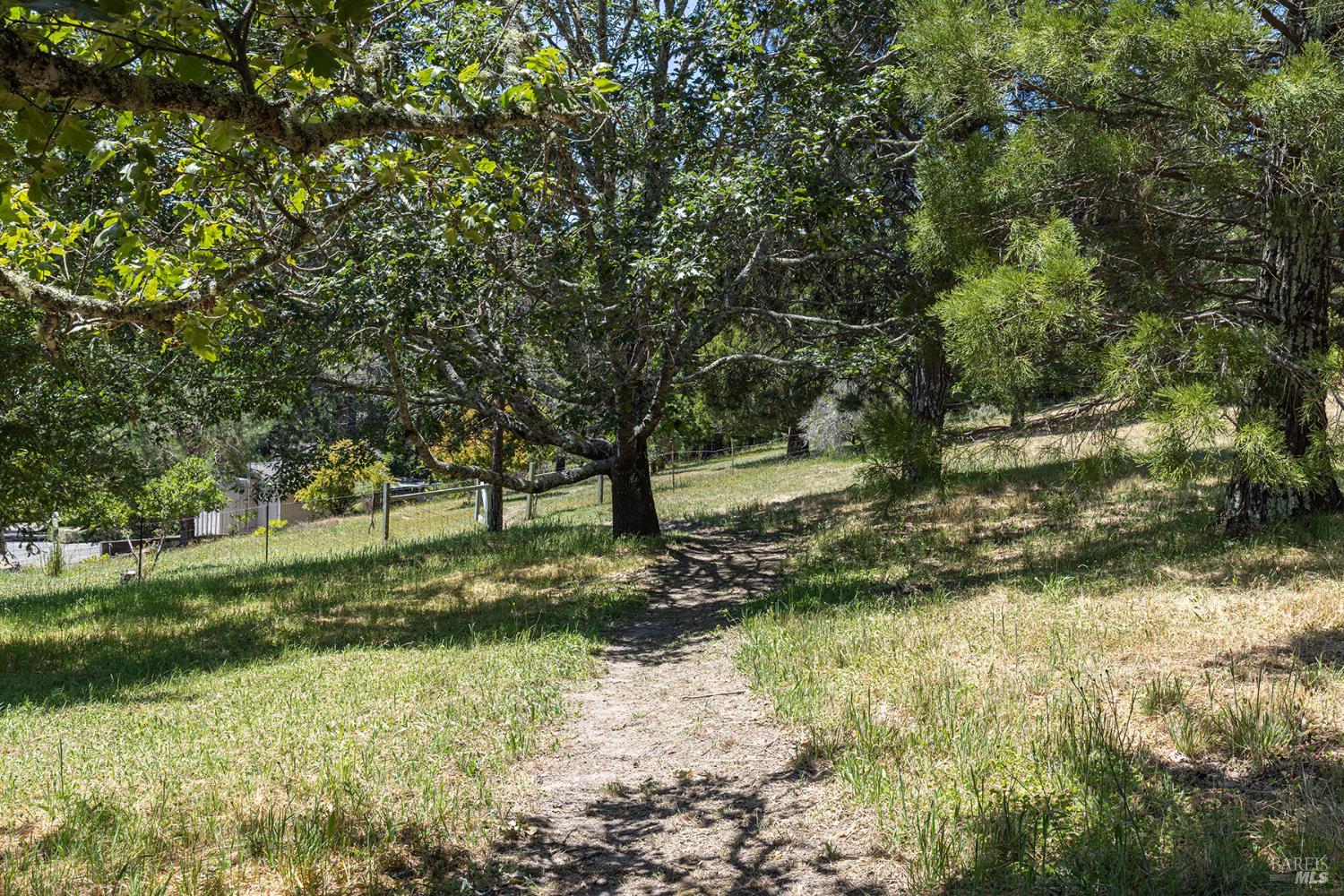 1643-1653 Furlong Rd