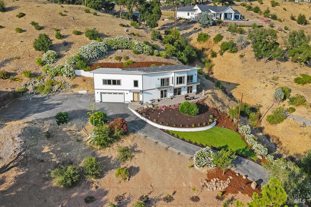 5560 Crystal Dr