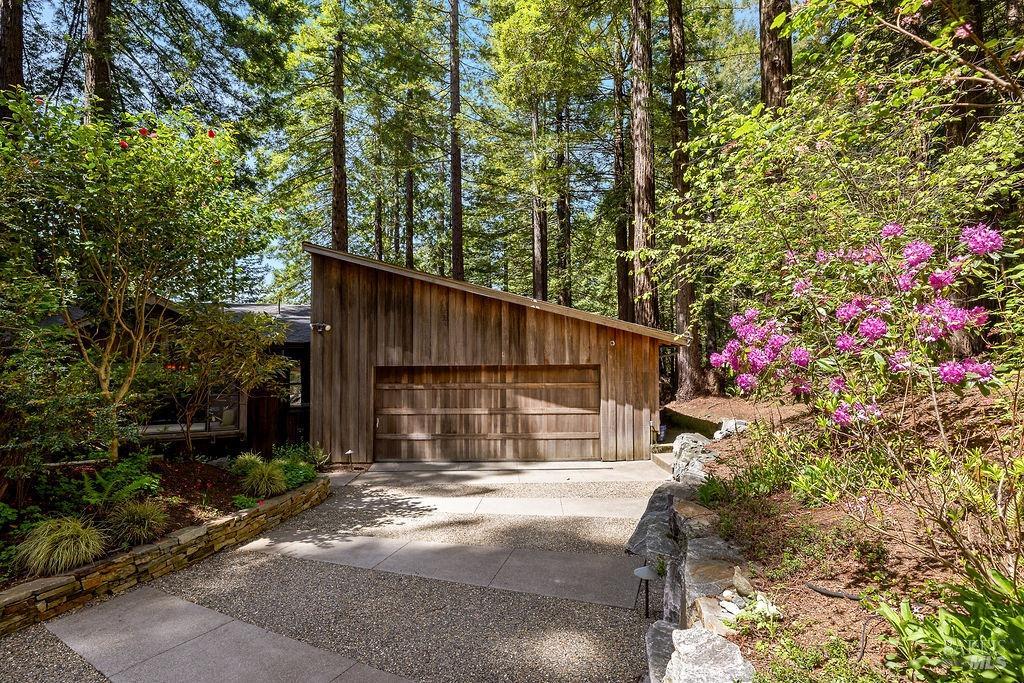 17090 Fitzpatrick Ln