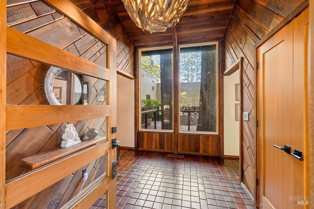 17090 Fitzpatrick Ln