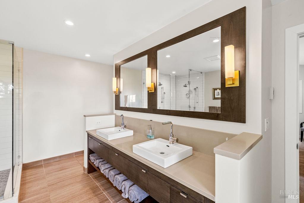 17090 Fitzpatrick Ln