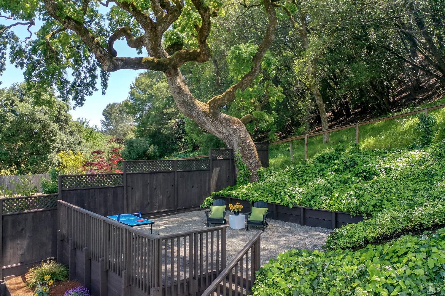 453 Alameda De La Loma