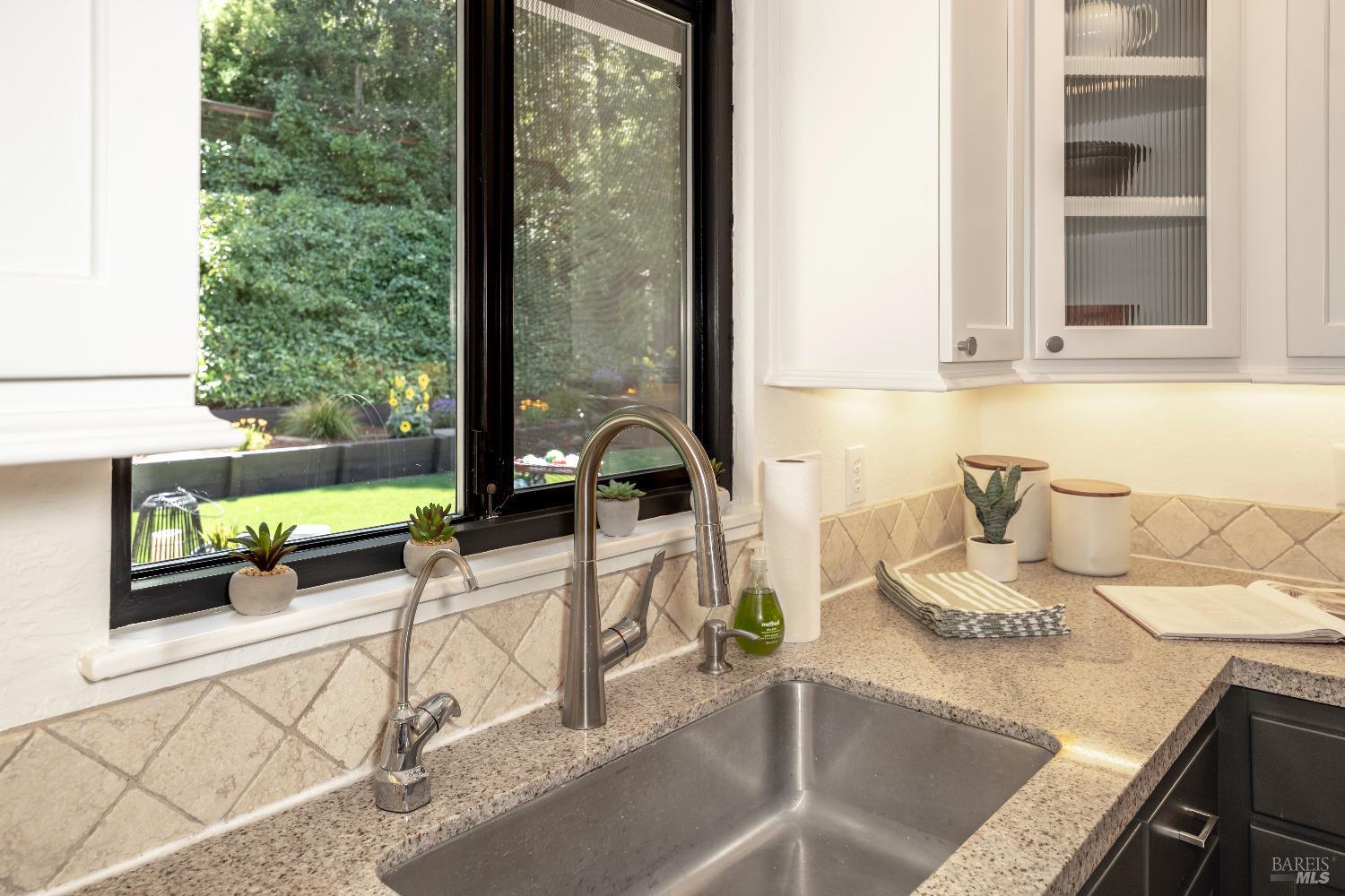 453 Alameda De La Loma