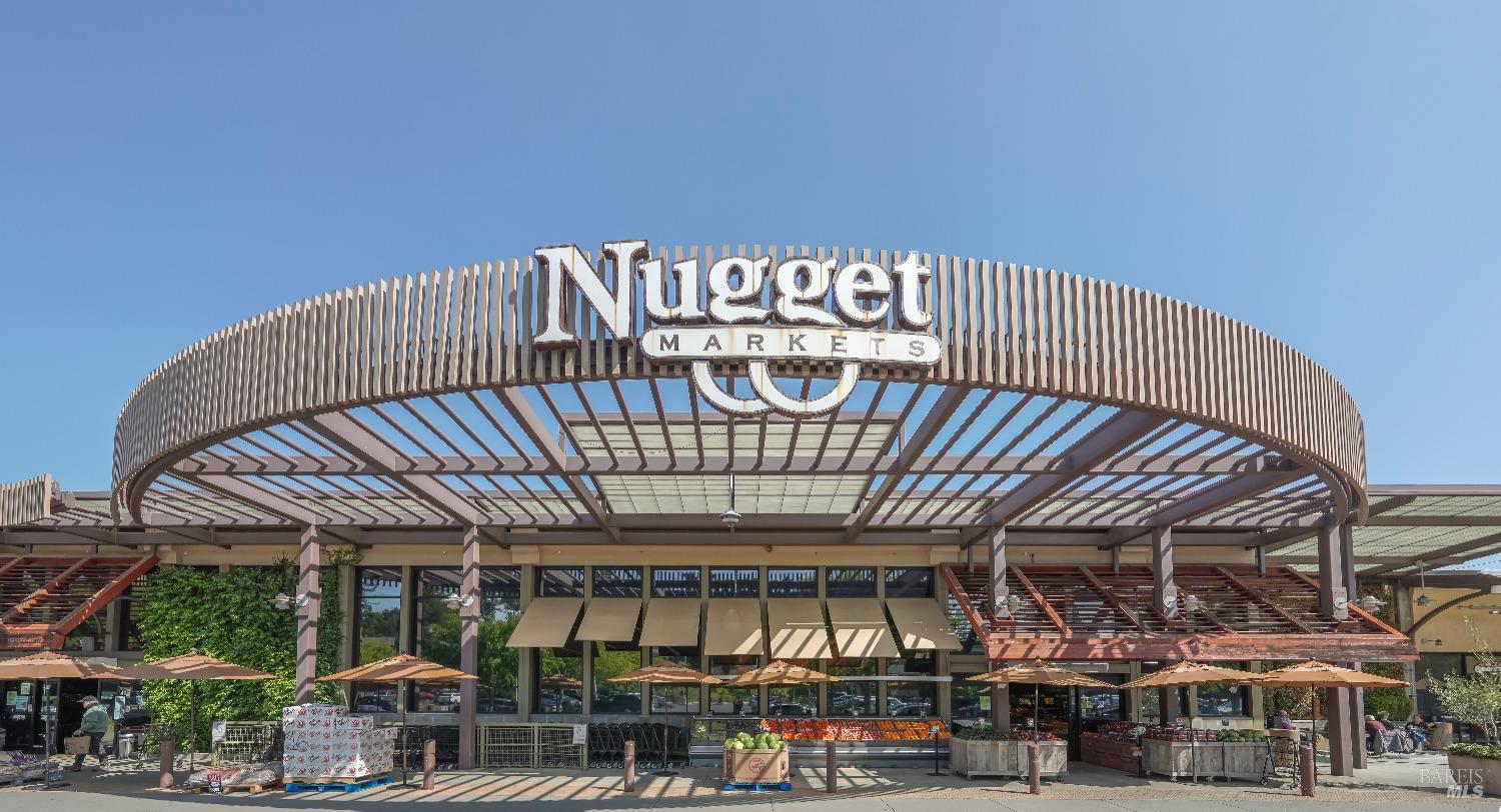 453 Alameda De La Loma