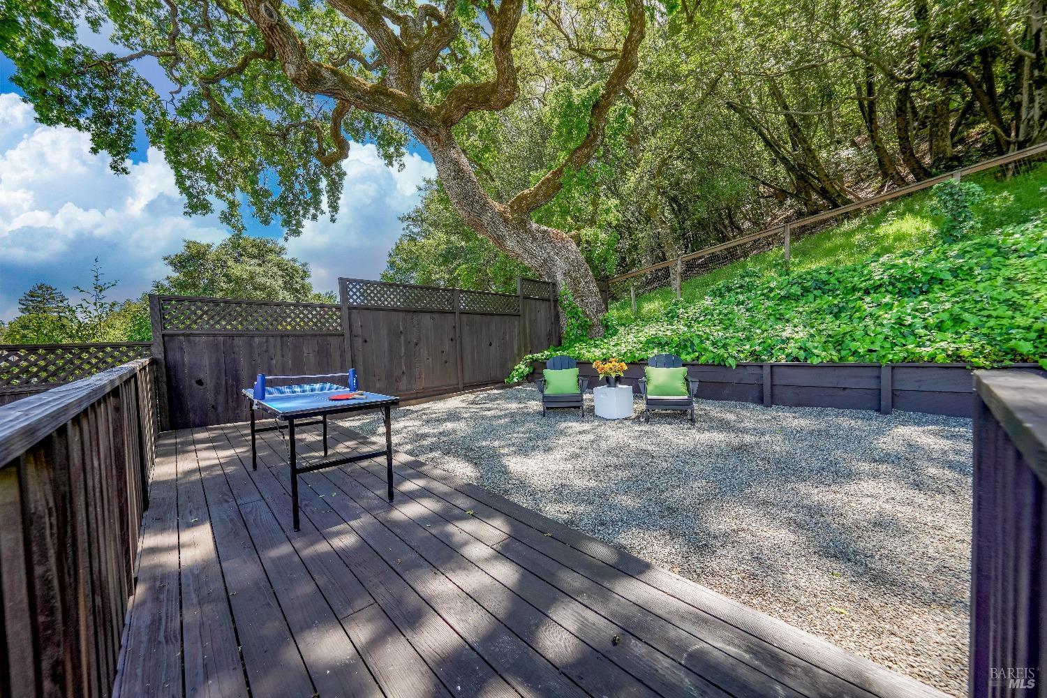 453 Alameda De La Loma