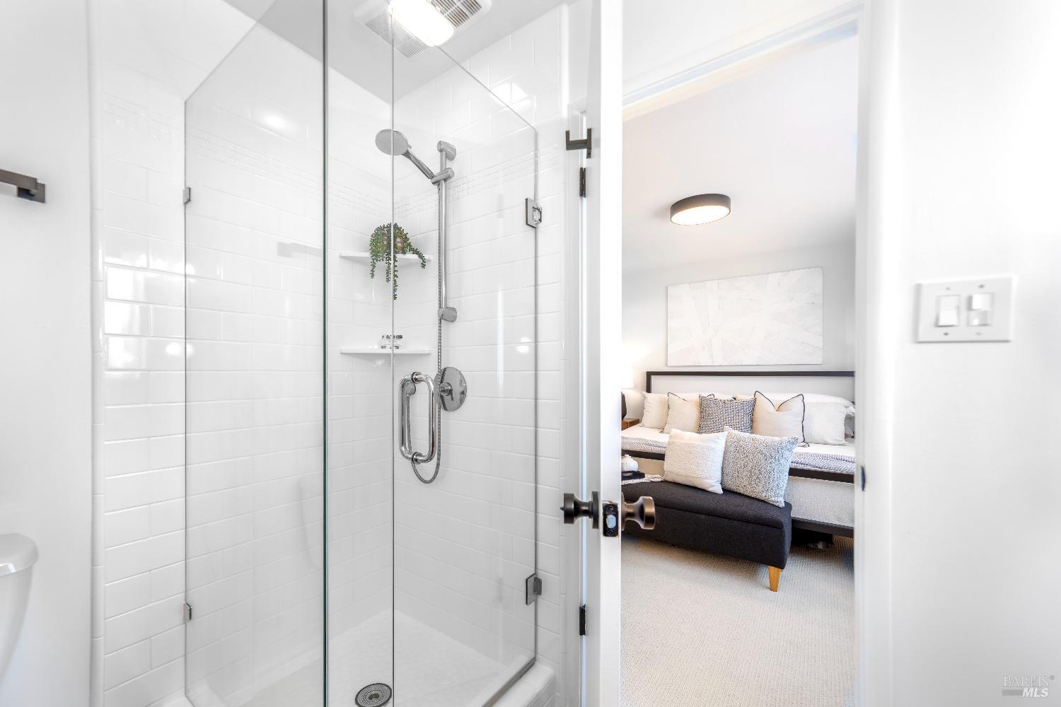 453 Alameda De La Loma