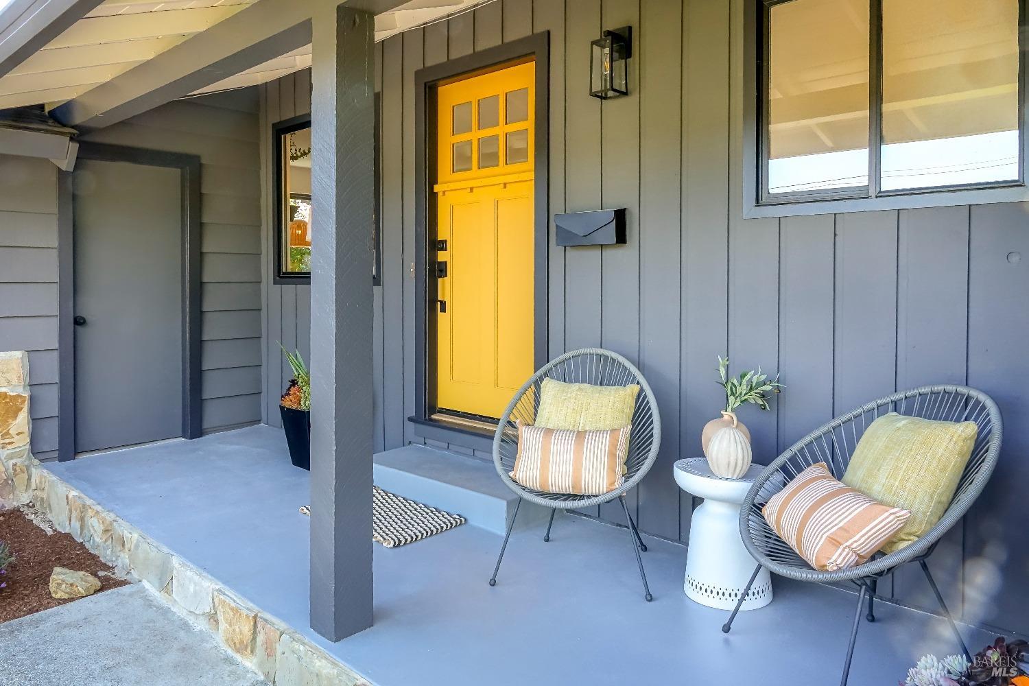 453 Alameda De La Loma