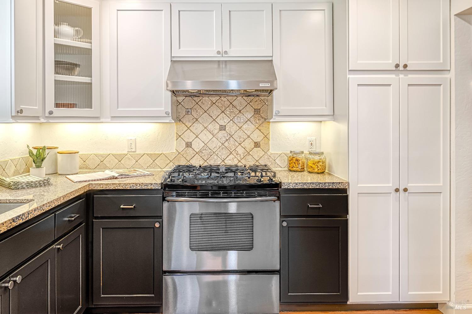 453 Alameda De La Loma