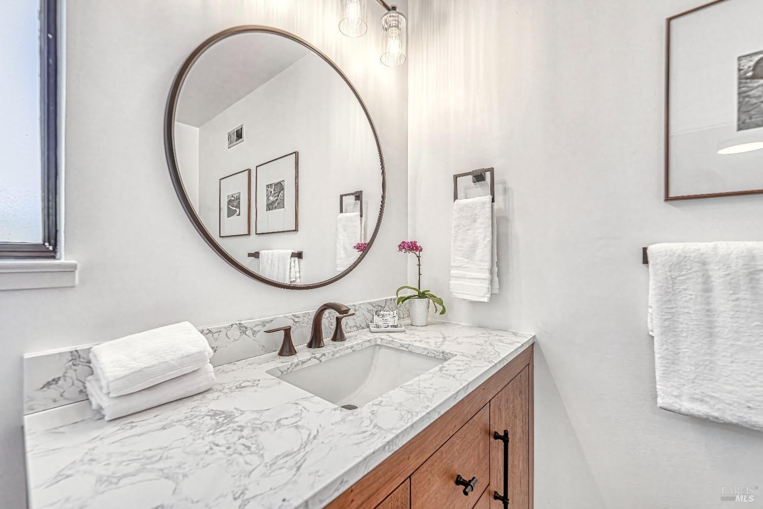 453 Alameda De La Loma