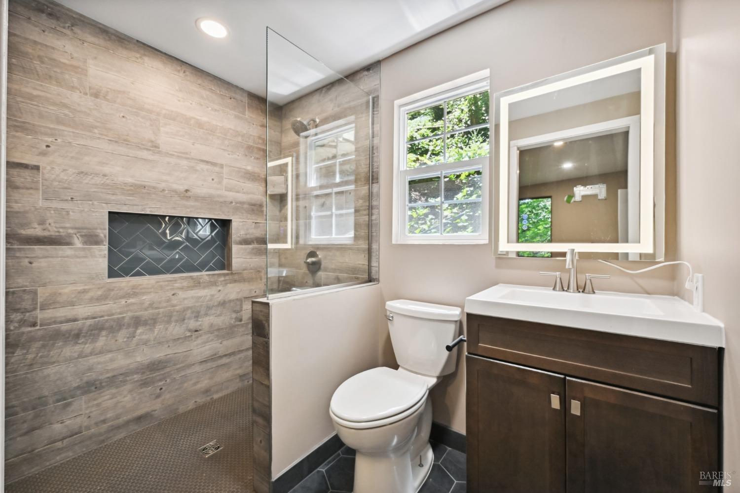 21713 Starrett Hill Dr