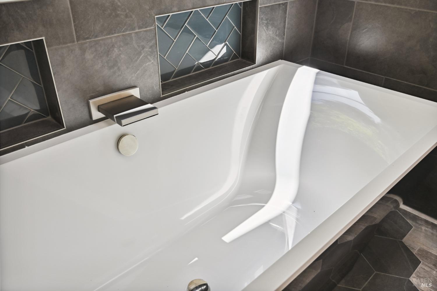 21713 Starrett Hill Dr