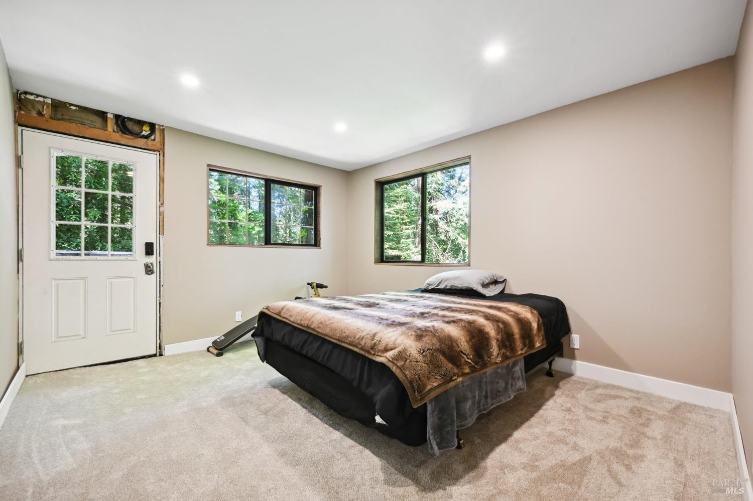 21713 Starrett Hill Dr