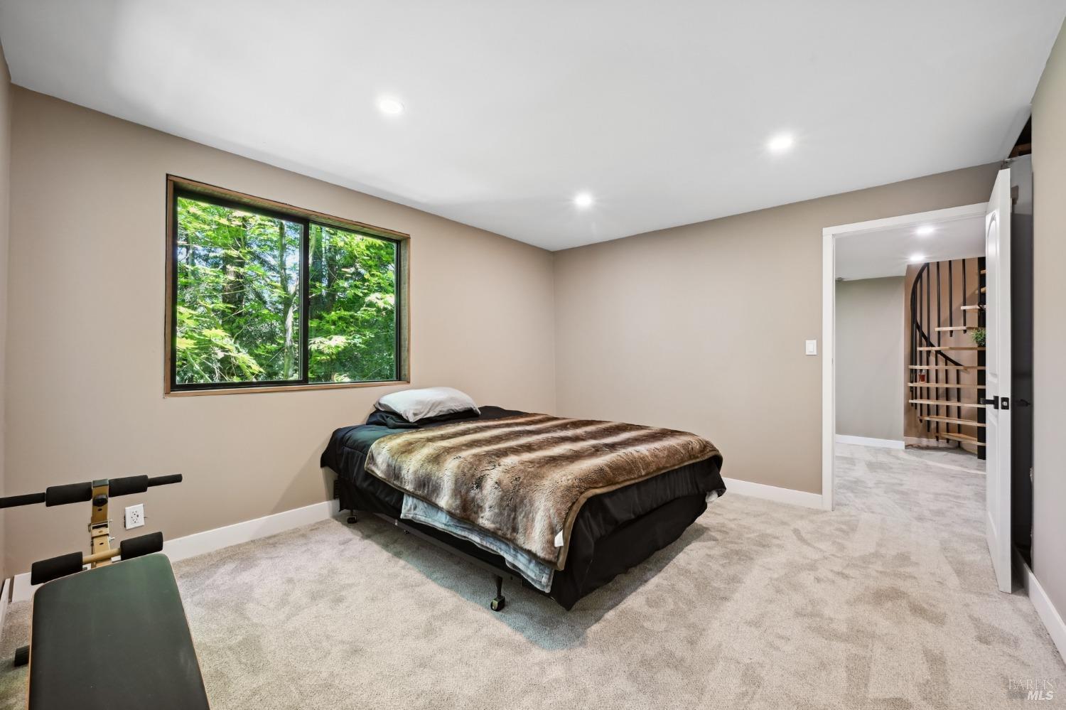 21713 Starrett Hill Dr