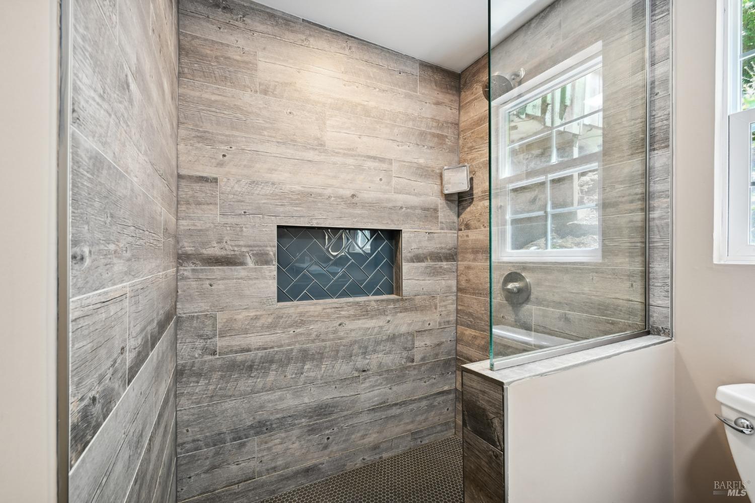 21713 Starrett Hill Dr